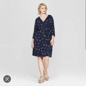 AVA & VIV 4X Blue Floral Faux Wrap Dress